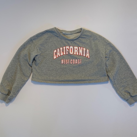 SHEIN Other - SHEIN Girls Cropped Tee Shirt